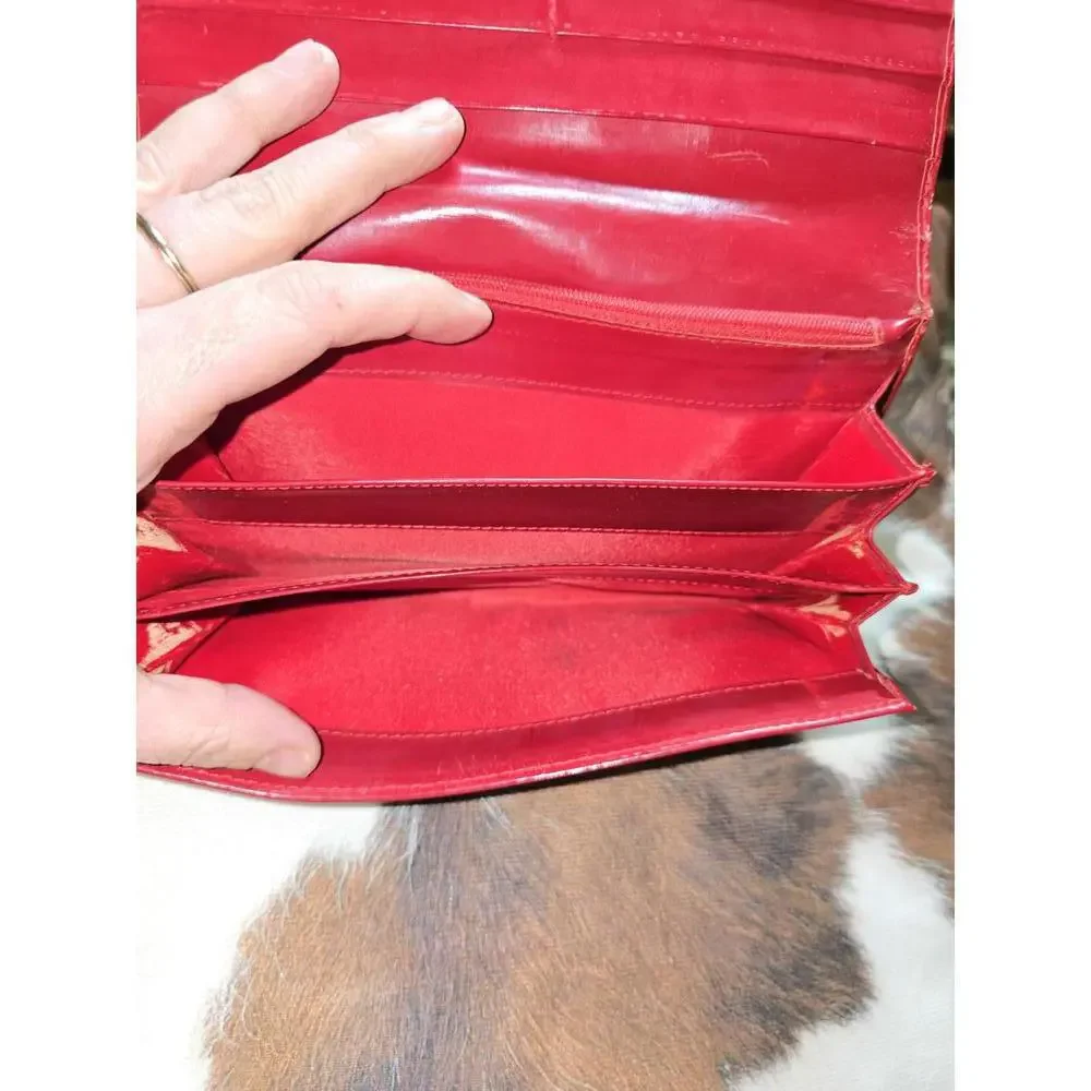 Red Prada Wallet - Picture 11 of 14